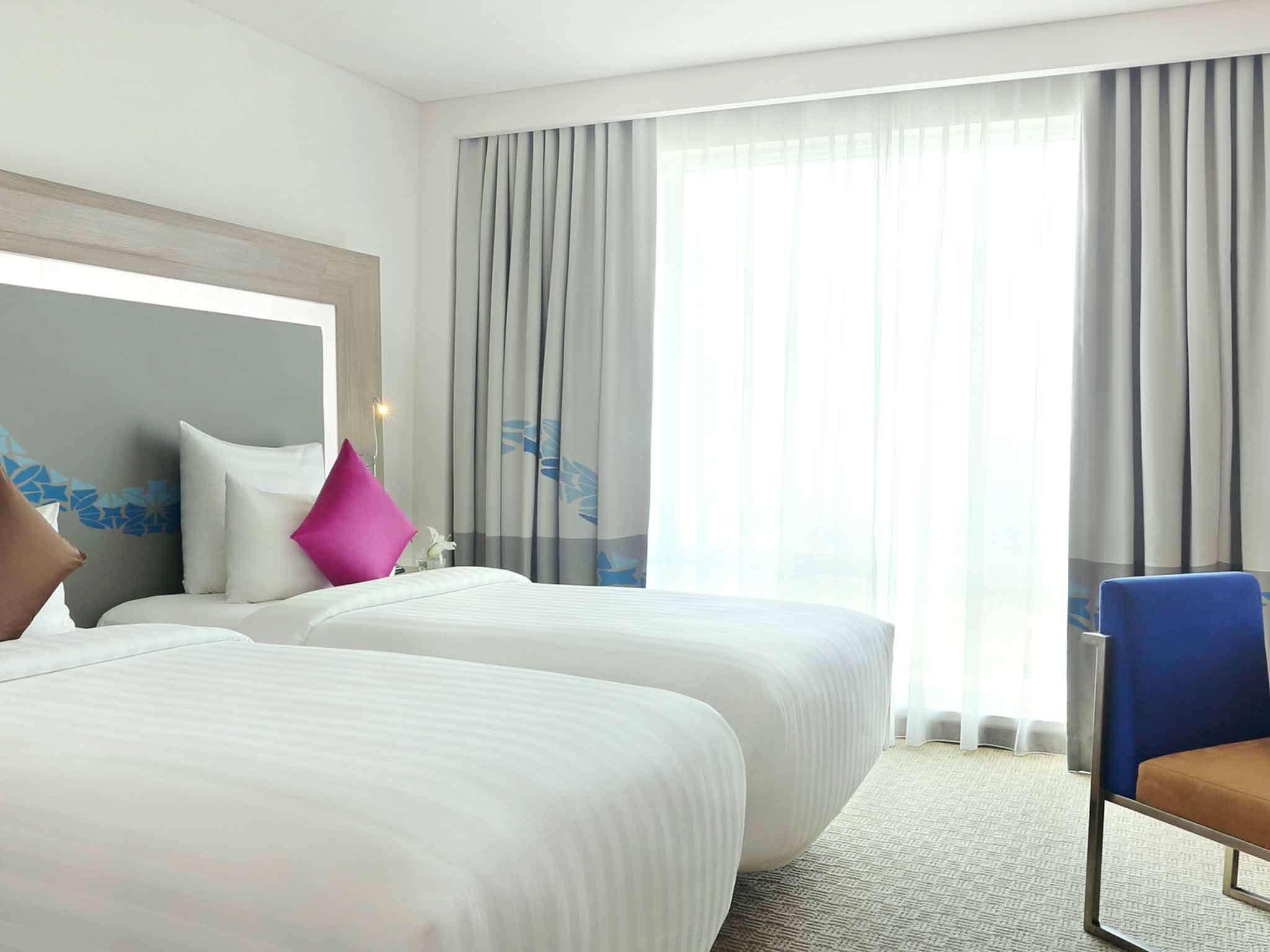 Novotel Тангеранг Экстерьер фото
