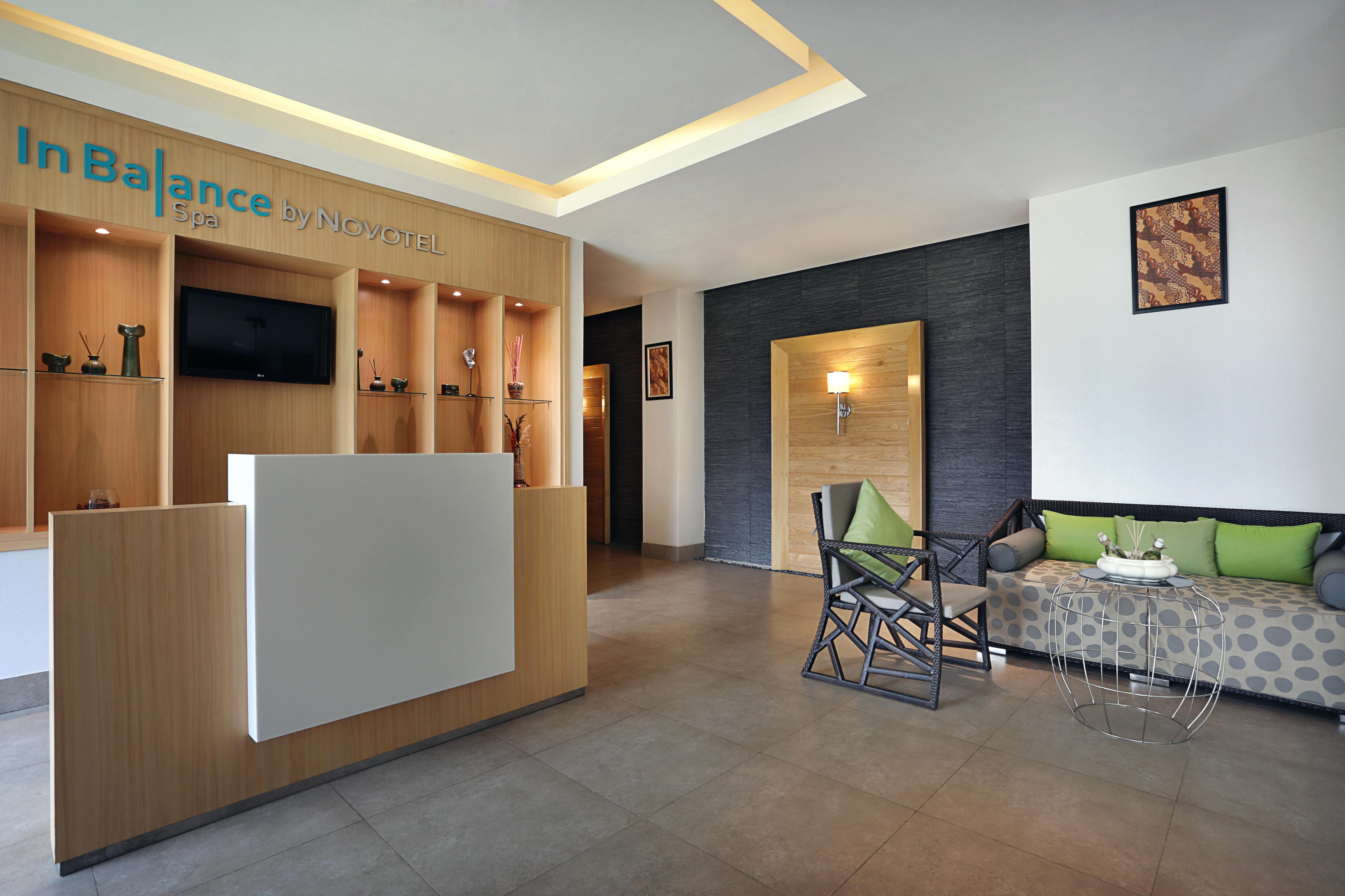 Novotel Тангеранг Экстерьер фото