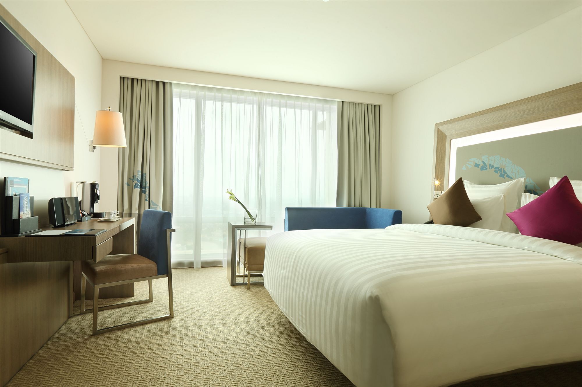 Novotel Тангеранг Экстерьер фото
